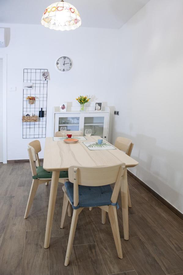 Sungarda Apartment มอนซามบาโน ภายนอก รูปภาพ