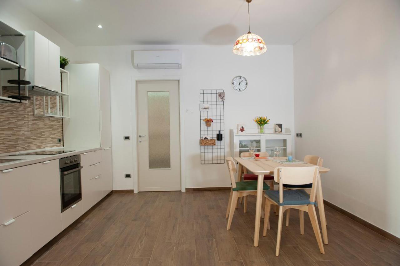 Sungarda Apartment มอนซามบาโน ภายนอก รูปภาพ