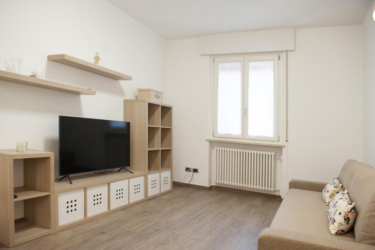 Sungarda Apartment มอนซามบาโน ภายนอก รูปภาพ