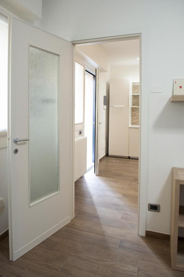 Sungarda Apartment มอนซามบาโน ภายนอก รูปภาพ